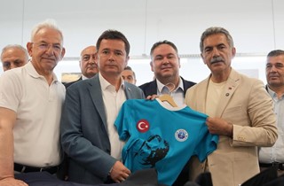 Gemlik’te Kadın İstihdamına Büyük Katkı: Tekstil Atölyesi Açıldı